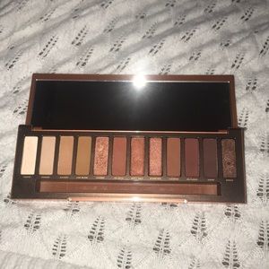 Naked heat pallets